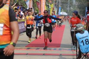 BIB: 40390
                            <button type="button" onclick="openModal(8250301)" class="btn btn-primary btn-sm float-right btn-popup" data-toggle="modal" data-target=".modal-high-quality">
                        <i class="fas fa-shopping-cart"></i> Add to Cart
                    </button>
                                            <button type="button" onclick="isThisMe(8250301, true)" class="btn btn-success btn-sm float-right btn-popup btn-isme hidden" data-toggle="tooltip" data-placement="bottom" title="นี่คือรูปของคุณใช่ไหม คลิกที่นี่เพื่อเอาเข้าอัลบั้ม">
                        <i class="fas fa-plus"></i> Add to album
                    </button>
                    <button type="button" onclick="isThisMe(8250301, false)" class="btn btn-warning btn-sm float-right btn-popup btn-isnotme hidden">
                        <i class="fas fa-ban"></i> Remove from album
                    </button>